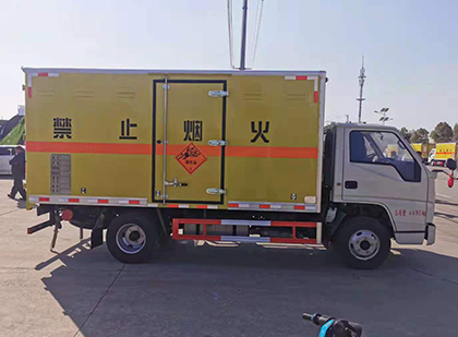 汕头爆破器材运输车技术升级与安全合规新趋势